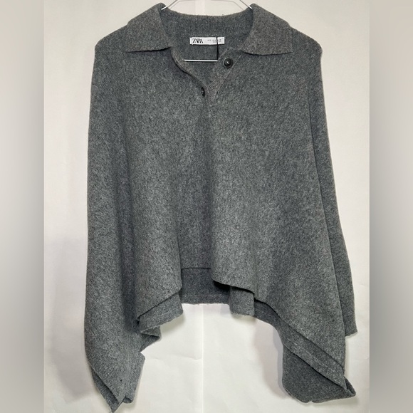 Zara Sweaters - NWT! Zara Gray Sweater Cape/Poncho Women’s Size Small